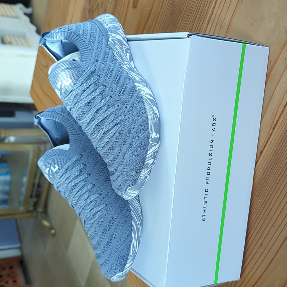 APL Techloom Wave
